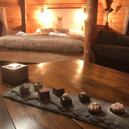 Vestvatn - Arctic Cabins Brekke  Ngoại thất bức ảnh