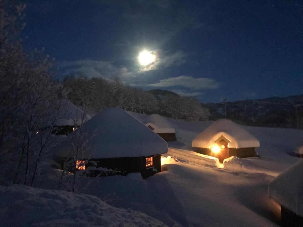 Vestvatn - Arctic Cabins Brekke  Ngoại thất bức ảnh